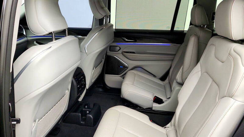 2022 Jeep Grand Cherokee L Overland