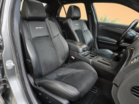 2012 Chrysler 300 SRT8