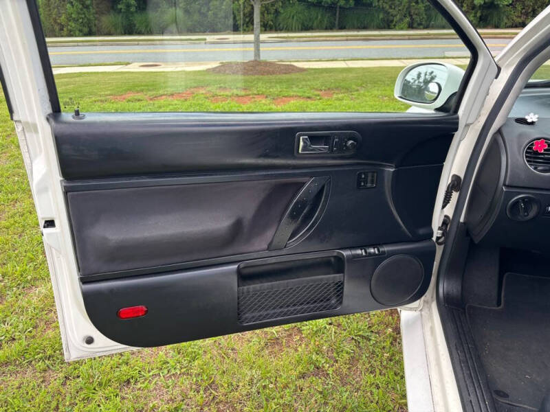 2010 Volkswagen New Beetle