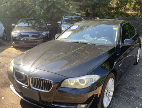 2013 BMW 5 Series for sale at Whiting Motors in Plainville CT