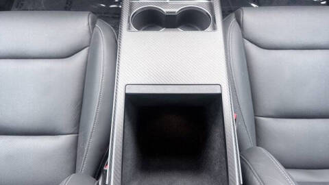 2022 Tesla Model S Plaid