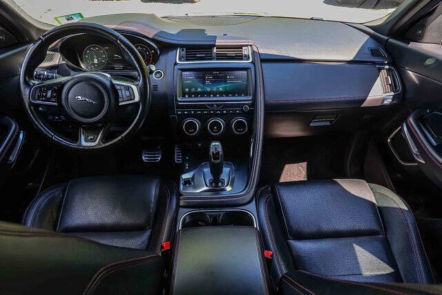 2020 Jaguar E-PACE P250 Checkered Flag Edition