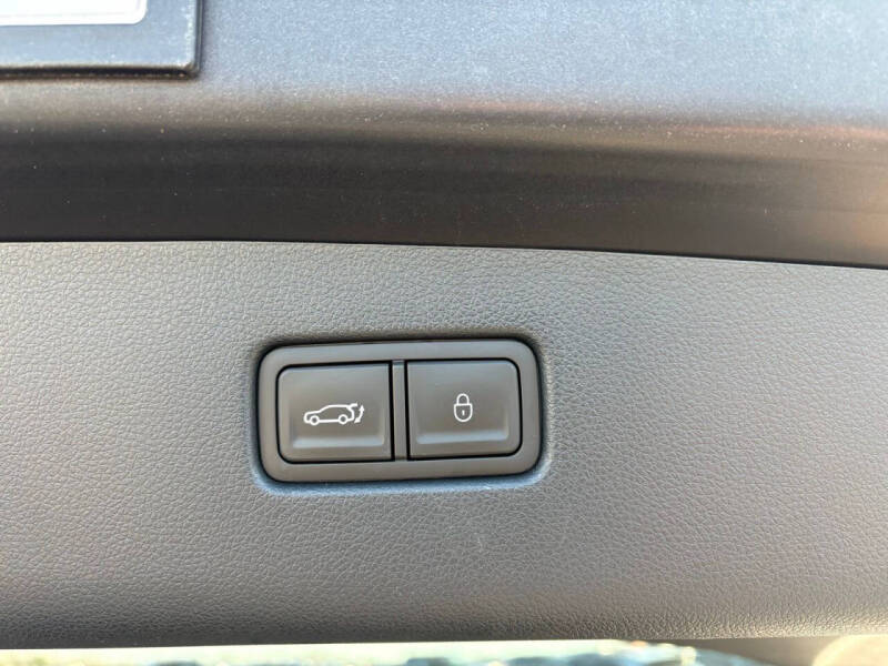 2023 Genesis Electrified GV70