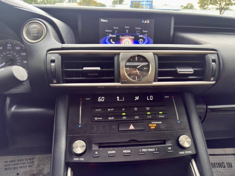 2017 Lexus IS 300