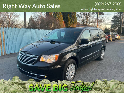 2016 Chrysler Town and Country for sale at Right Way Auto Sales in Westampton NJ