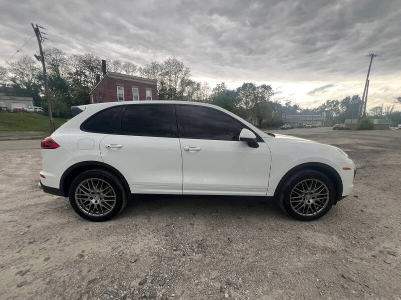 2017 Porsche Cayenne S