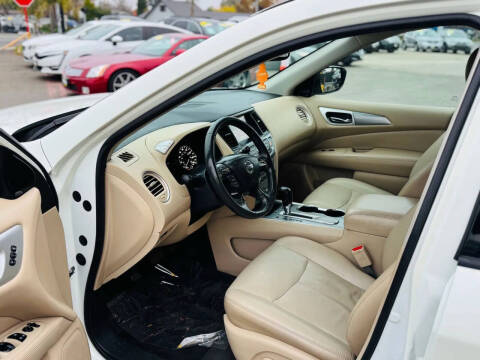 2017 Nissan Pathfinder