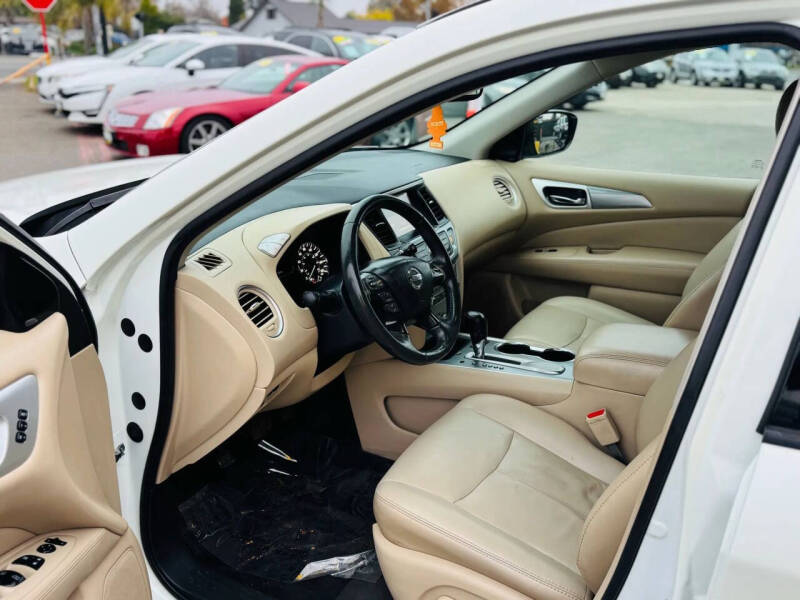 2017 Nissan Pathfinder