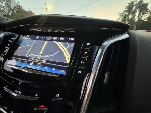 2017 Cadillac Escalade Luxury