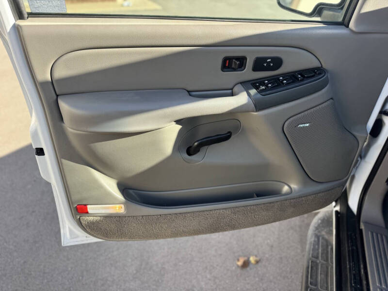 2004 Chevrolet Suburban 1500 LS