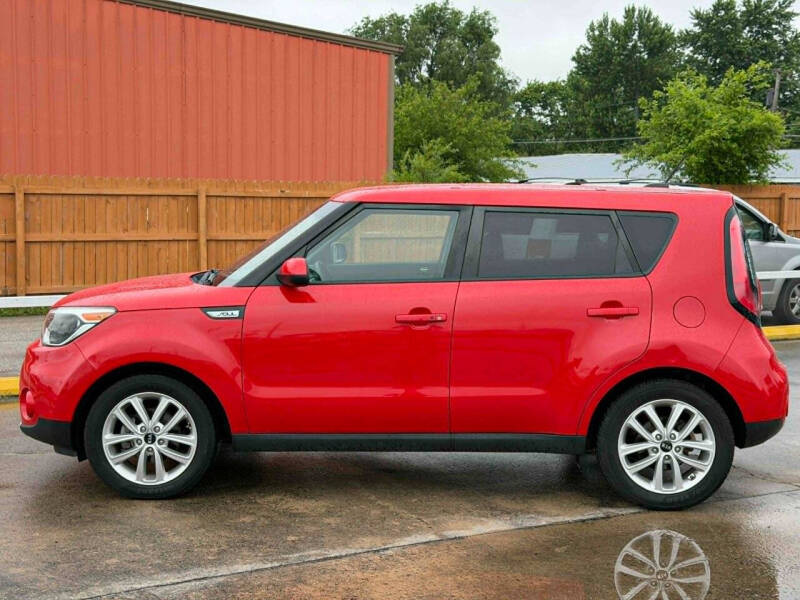 2017 Kia Soul +