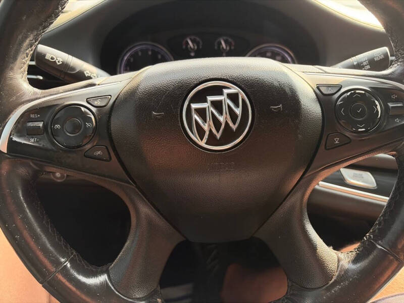 2018 Buick Enclave Essence