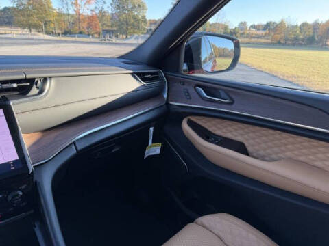 2025 Jeep Grand Cherokee L Summit