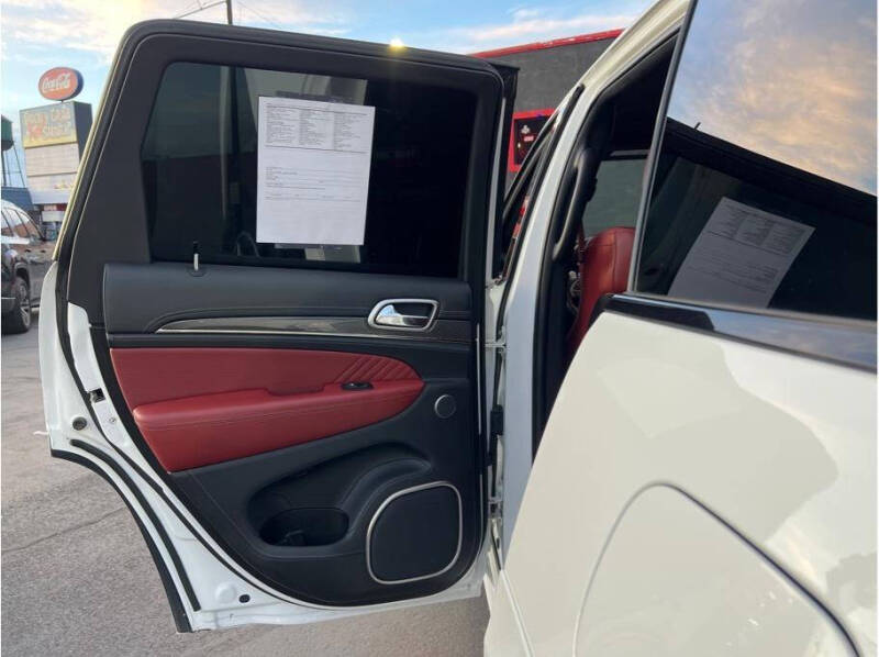 2017 Jeep Grand Cherokee SRT