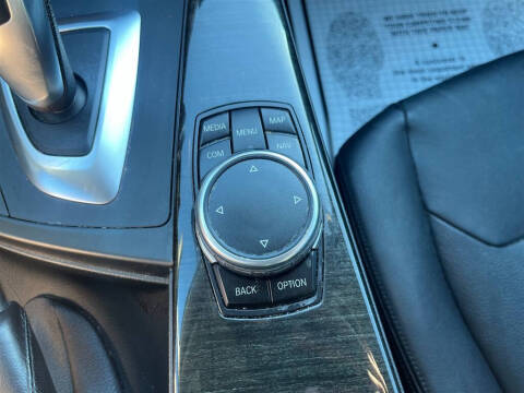 2017 BMW 3 Series 320i