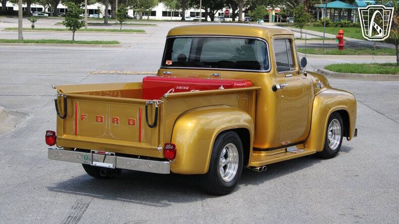 1956 Ford F-100