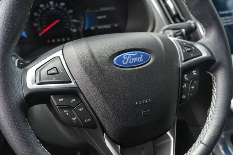 2022 Ford Edge ST