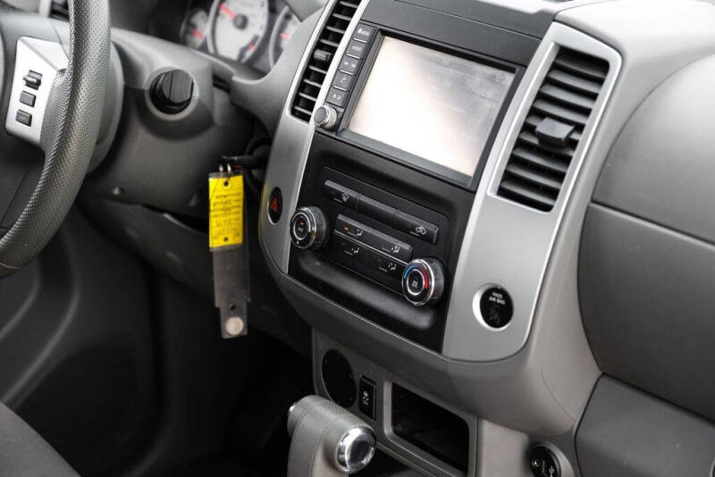 2019 Nissan Frontier Desert Runner