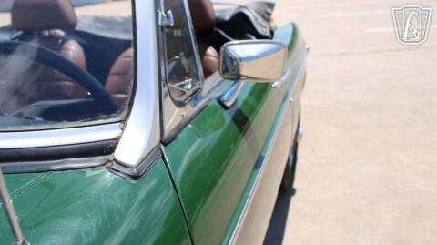 1977 MG B