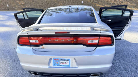 2012 Dodge Charger SE