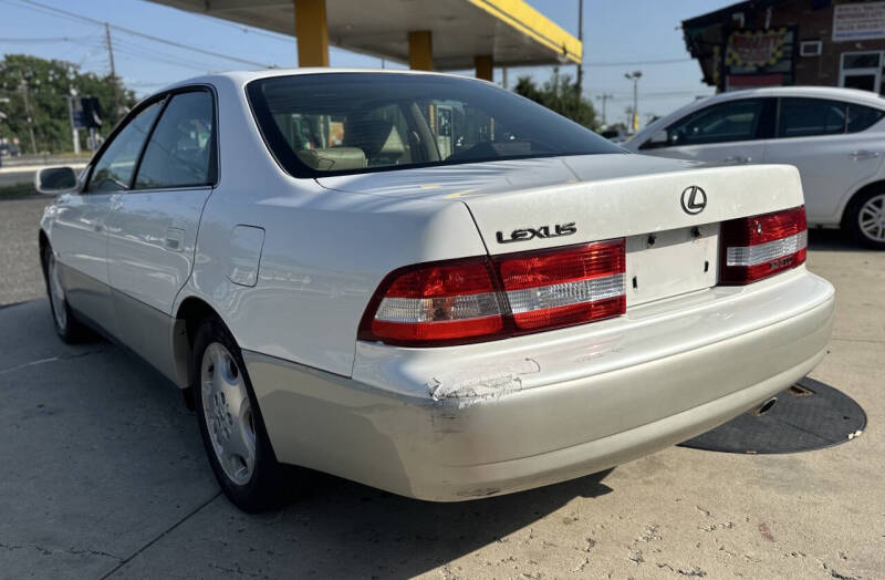 2000 Lexus ES 300