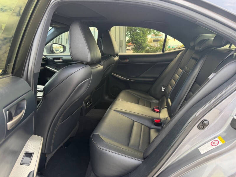 2017 Lexus IS 300