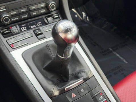 2024 Porsche 718 Cayman