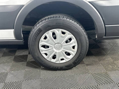 2023 Ford Transit 350 XLT