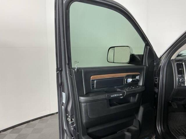 2017 RAM 1500 Laramie