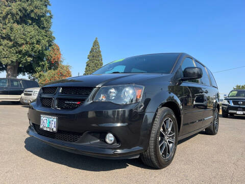 2016 Dodge Grand Caravan for sale at Pacific Auto LLC in Woodburn OR