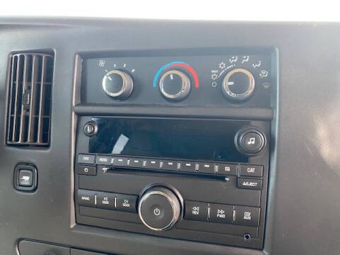 2017 Chevrolet Express LS 2500