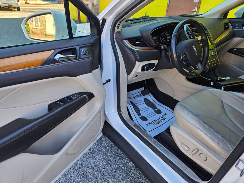 2019 Lincoln MKC Select