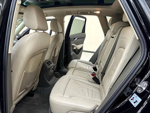 2012 Audi Q5 3.2 quattro Premium Plus