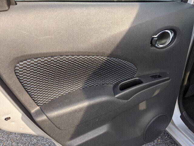 2015 Nissan Versa Note SV