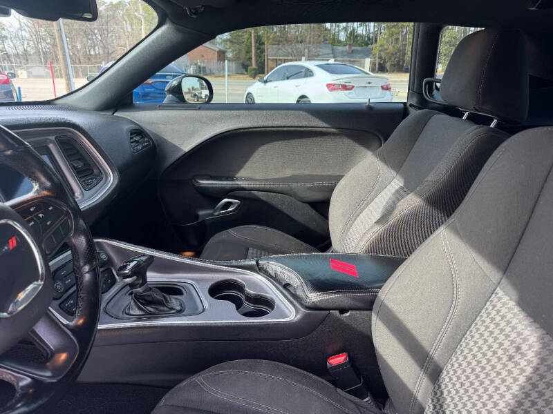 2020 Dodge Challenger SXT