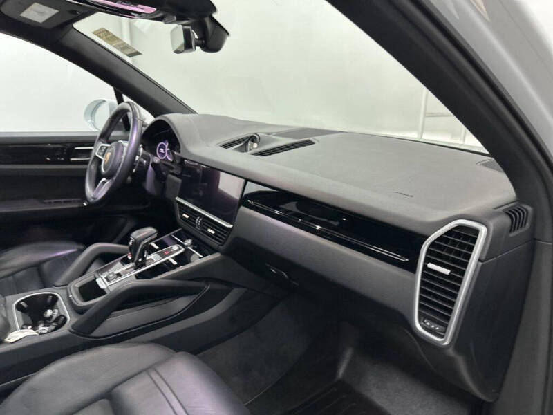 2019 Porsche Cayenne S