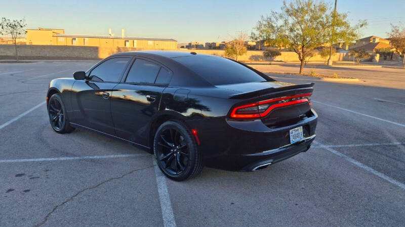 2018 Dodge Charger SXT