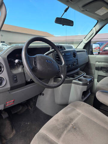2014 Ford E-Series E-250
