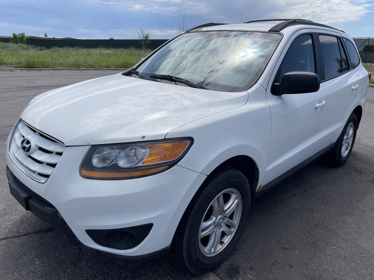 2010 Hyundai SANTA FE for sale at Twin Cities Auctions in Elk River, MN