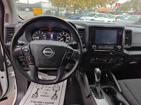 2023 Nissan Frontier S