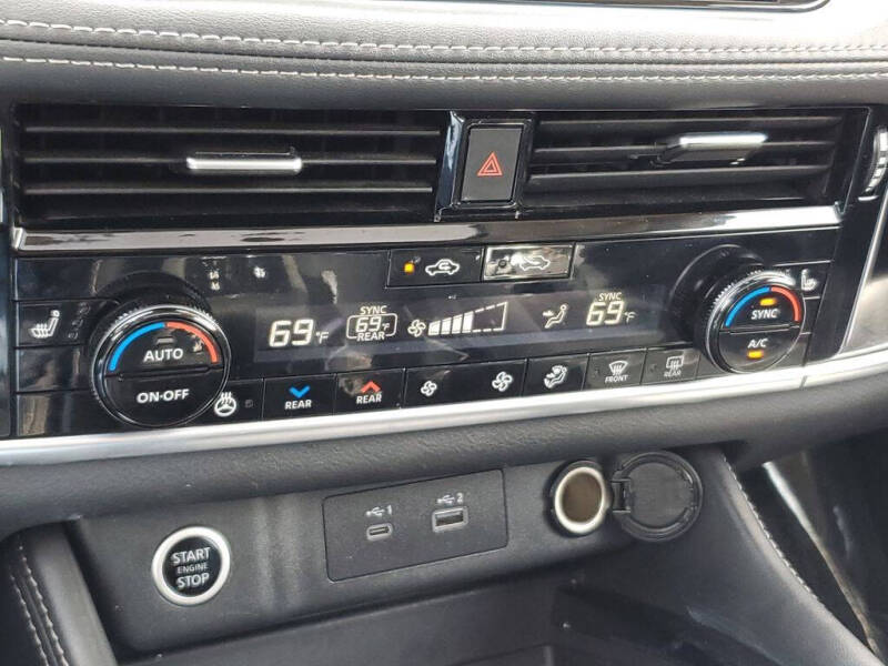 2023 Nissan Rogue SL