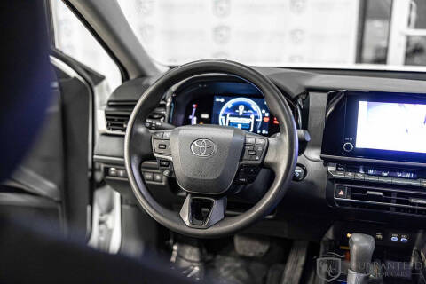 2025 Toyota Camry LE