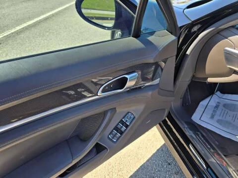 2015 Porsche Panamera GTS