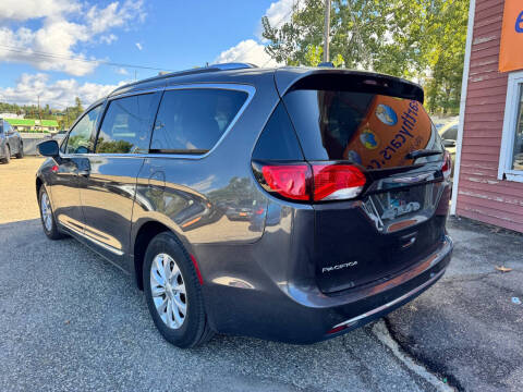 2019 Chrysler Pacifica Touring L