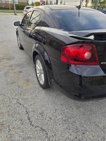 2012 Dodge Avenger SE V6