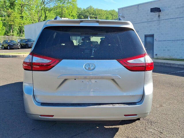 2019 Toyota Sienna