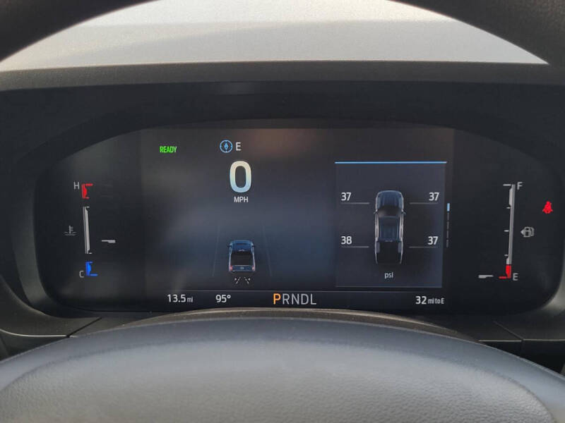 2025 Ford Maverick XL