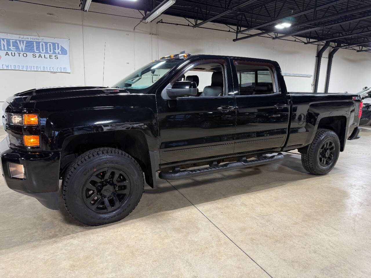2018 Chevrolet Silverado 2500HD LTZ 4x4 4dr Crew Cab SB's photo