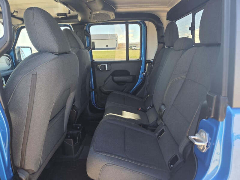 2026 Jeep Gladiator Willys