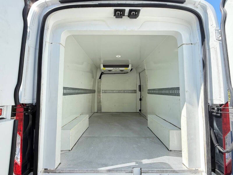 2021 Ford Transit 250